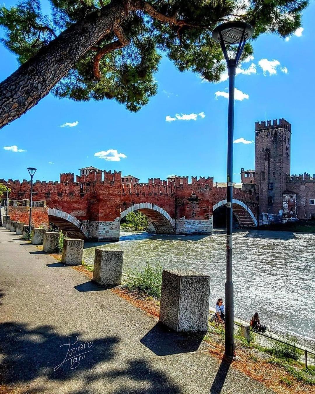 Casa Vacanza Elena Verona Exterior foto